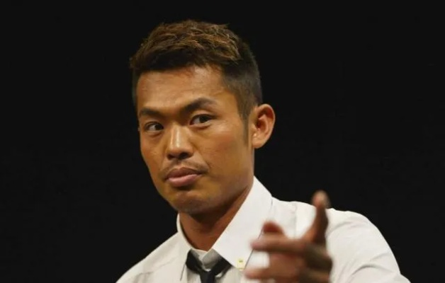 马来西亚球迷为何怒骂林丹?揭秘背后的情感与争议 马来西亚球迷为何怒骂林丹?揭秘背后的情感与争议