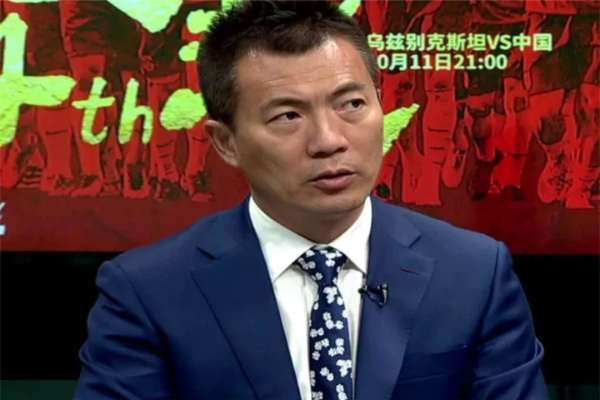 黄健翔博客:从足球解说员到自媒体人的华丽转身 黄健翔博客:从足球解说员到自媒体人的华丽转身