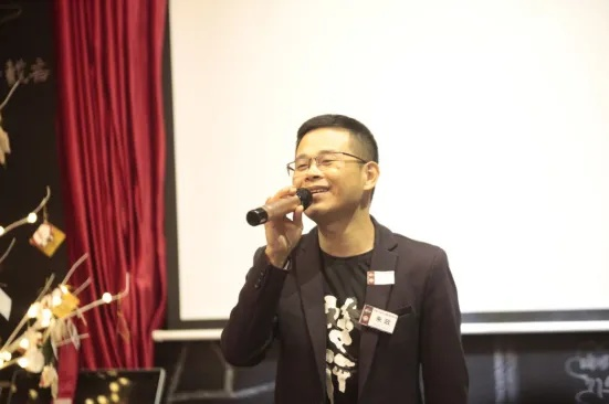 罗奇正:一个普通人的非凡人生,他用坚持和热爱照亮了无数人的梦想 罗奇正:一个普通人的非凡人生,他用坚持和热爱照亮了无数人的梦想