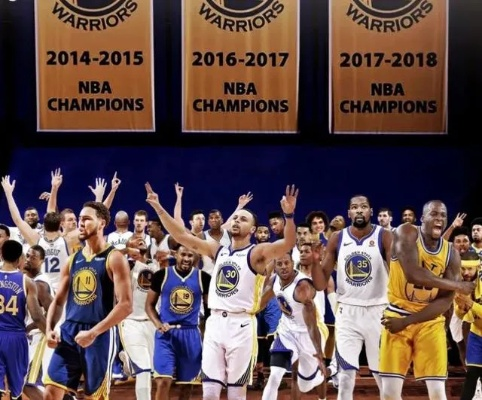 勇士王朝的巅峰:揭秘NBA最长连胜纪录背后的热血传奇 勇士王朝的巅峰:揭秘NBA最长连胜纪录背后的热血传奇