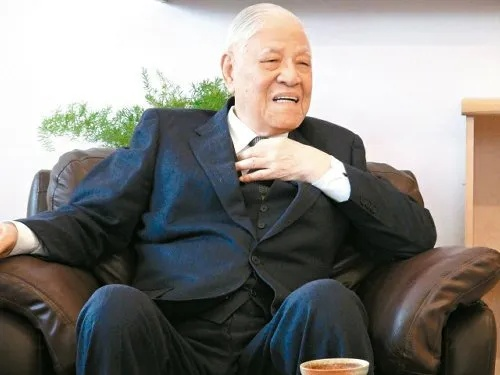 李登辉维基百科:揭秘台湾政坛传奇人物的争议人生 李登辉维基百科:揭秘台湾政坛传奇人物的争议人生