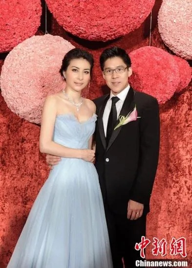 郭晶晶疑似再度怀孕?幸福家庭或将迎来新成员 郭晶晶疑似再度怀孕?幸福家庭或将迎来新成员