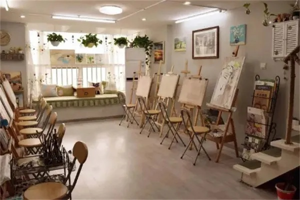 清美屹立画室优缺点? 清美屹立画室优缺点?