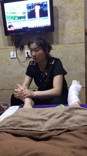 武汉卓刀泉附近哪有什么正规搓澡的地方没? 武汉卓刀泉附近哪有什么正规搓澡的地方没?