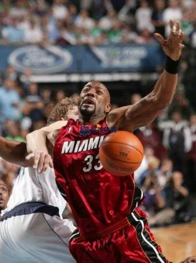 热火小牛:NBA赛场上的激情碰撞与传奇故事 热火小牛:NBA赛场上的激情碰撞与传奇故事