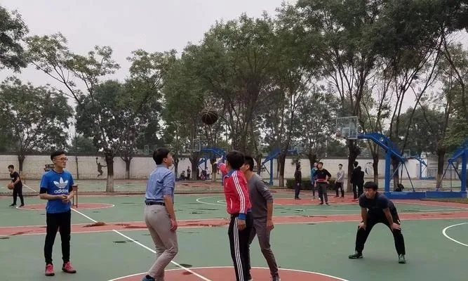跳球技巧大揭秘:如何轻松掌控比赛节奏 跳球技巧大揭秘:如何轻松掌控比赛节奏