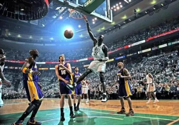 NBA 43:那些不为人知的赛场故事 NBA 43:那些不为人知的赛场故事