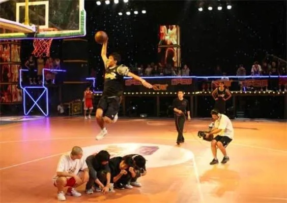 沸才模仿NBA:一场属于年轻人的篮球狂欢 沸才模仿NBA:一场属于年轻人的篮球狂欢