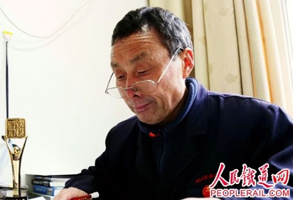闫占和:一位用匠心与坚持书写传奇的普通人 闫占和:一位用匠心与坚持书写传奇的普通人
