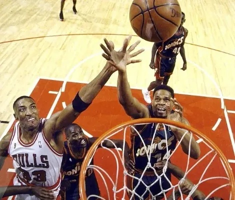 重温经典!NBA98高清回放让我热血沸腾,仿佛回到青春岁月 重温经典!NBA98高清回放让我热血沸腾,仿佛回到青春岁月