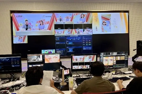 阳光卫视直播:解锁高品质视听盛宴,年轻人的娱乐新选择 阳光卫视直播:解锁高品质视听盛宴,年轻人的娱乐新选择