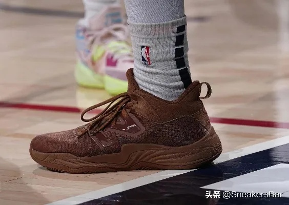 NBA特别款球鞋:潮流与热血的完美碰撞,你准备好了吗? NBA特别款球鞋:潮流与热血的完美碰撞,你准备好了吗?