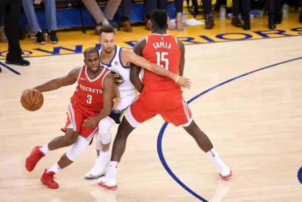 火箭对勇士:一场充满悬念与激情的NBA巅峰对决 火箭对勇士:一场充满悬念与激情的NBA巅峰对决