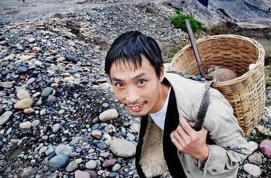 霍二叔:一个普通农民的非凡人生,他用双手改变了家乡的命运 霍二叔:一个普通农民的非凡人生,他用双手改变了家乡的命运
