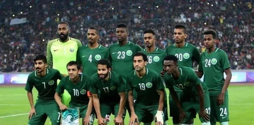 沙特第三场世界杯比分表:荣耀与遗憾交织的绿茵之战 沙特第三场世界杯比分表:荣耀与遗憾交织的绿茵之战