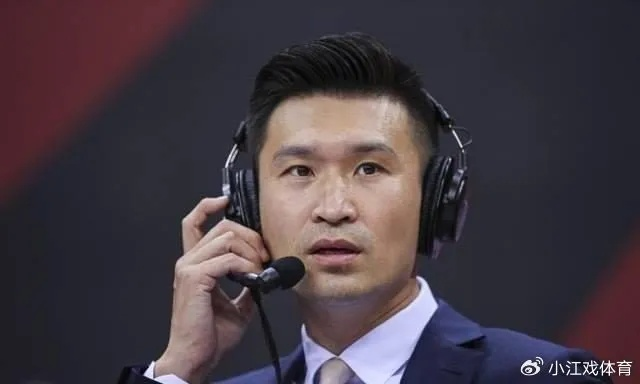 霍楠:从篮球场到解说席,他用热爱点燃青春梦想 霍楠:从篮球场到解说席,他用热爱点燃青春梦想