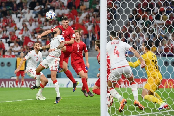 2022世界杯丹麦vs突尼斯定位球合集:战术解析与关键瞬间回顾 2022世界杯丹麦vs突尼斯定位球合集:战术解析与关键瞬间回顾