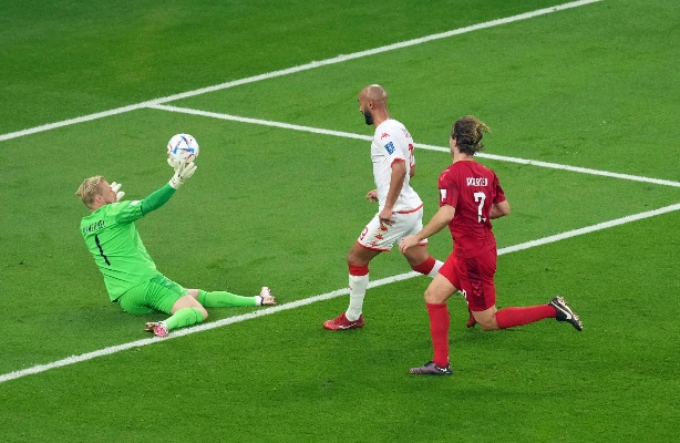 2022世界杯丹麦vs突尼斯定位球合集:战术解析与关键瞬间回顾 2022世界杯丹麦vs突尼斯定位球合集:战术解析与关键瞬间回顾