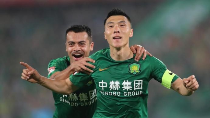 足球之夜:于大宝的绿茵传奇与家国情怀 足球之夜:于大宝的绿茵传奇与家国情怀