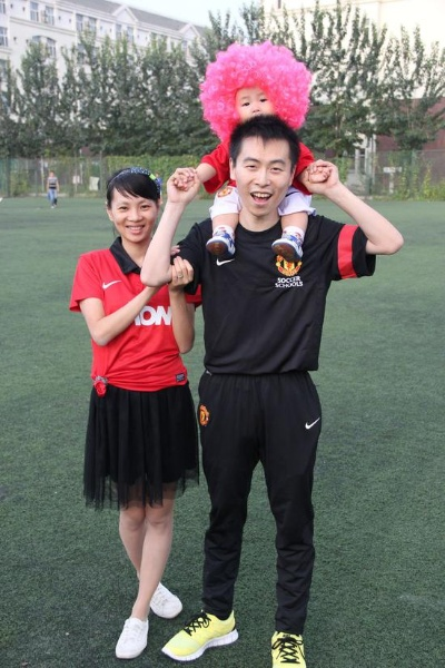 韩鹏老婆深情告白:足球场上的英雄,是我生命中最温暖的依靠 韩鹏老婆深情告白:足球场上的英雄,是我生命中最温暖的依靠