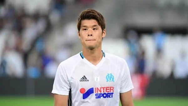 酒井宏树:从日本足坛新星到国际舞台的闪耀之星 酒井宏树:从日本足坛新星到国际舞台的闪耀之星