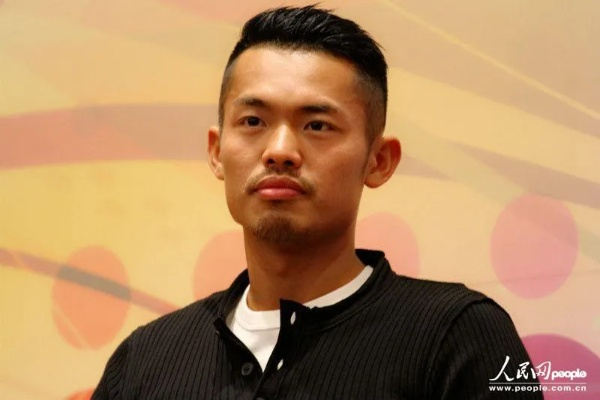 马来西亚歌手怒骂林丹事件引爆网络:背后原因令人深思 马来西亚歌手怒骂林丹事件引爆网络:背后原因令人深思