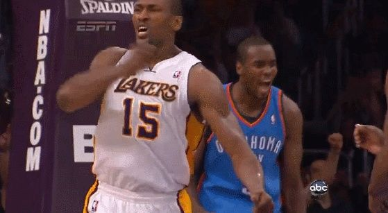 NBA赛场暴力事件回顾:阿泰斯特肘击哈登引发轩然大波 NBA赛场暴力事件回顾:阿泰斯特肘击哈登引发轩然大波