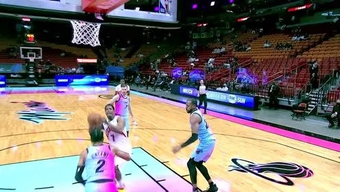 那一刻,我的心都碎了!NBA失球视频让我彻底破防 那一刻,我的心都碎了!NBA失球视频让我彻底破防