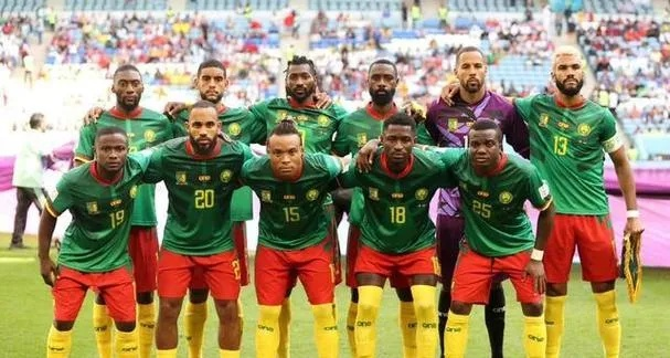 惊心动魄!世界杯第二场比分揭晓,我亲历了一场足以载入史册的足球盛宴 惊心动魄!世界杯第二场比分揭晓,我亲历了一场足以载入史册的足球盛宴