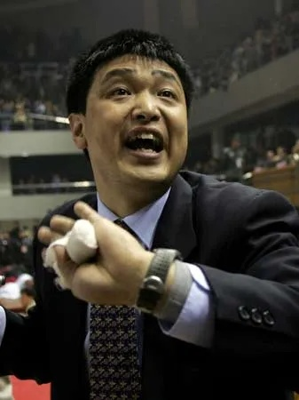 闵鹿蕾:从球员到教练,我的篮球人生充满了激情与挑战 闵鹿蕾:从球员到教练,我的篮球人生充满了激情与挑战