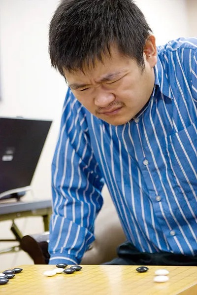 邱峻:一位用实力与情怀征服行业的传奇人物 邱峻:一位用实力与情怀征服行业的传奇人物