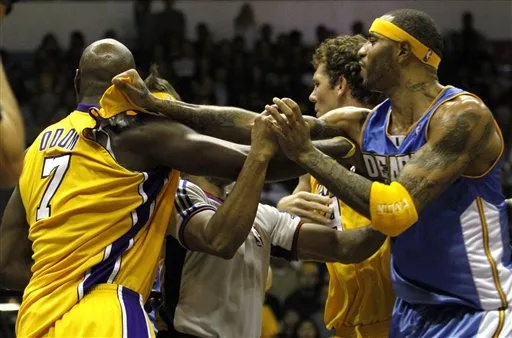 NBA湖人热火冲突:赛场激情碰撞背后的故事 NBA湖人热火冲突:赛场激情碰撞背后的故事
