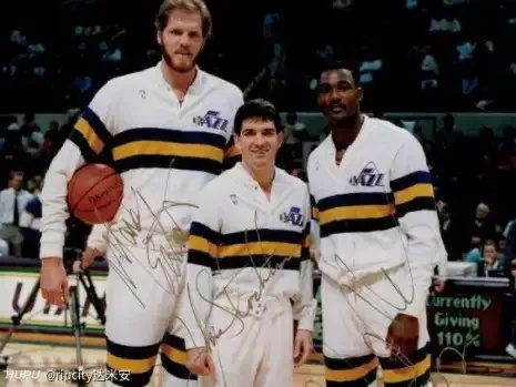 马克伊顿:从NBA传奇到人生导师,他的故事如何激励年轻一代? 马克伊顿:从NBA传奇到人生导师,他的故事如何激励年轻一代?