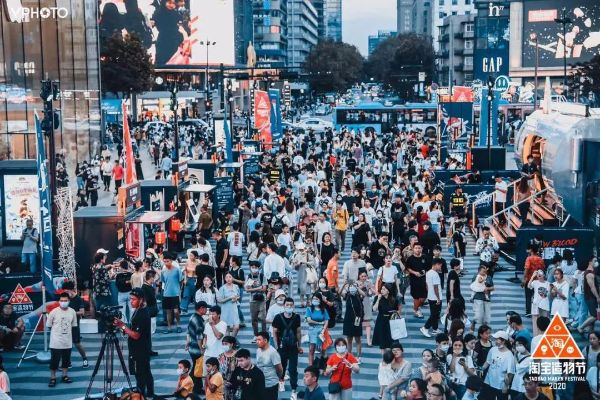 路易帝都:年轻人的新潮文化聚集地,探索城市中的无限可能 路易帝都:年轻人的新潮文化聚集地,探索城市中的无限可能