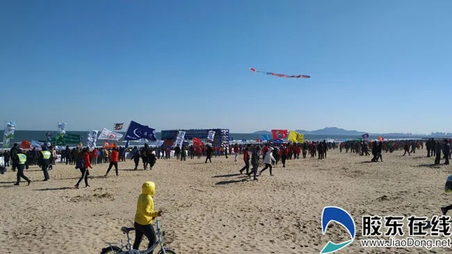 烟台海阳亚沙会:青春与海浪碰撞的激情盛宴 烟台海阳亚沙会:青春与海浪碰撞的激情盛宴