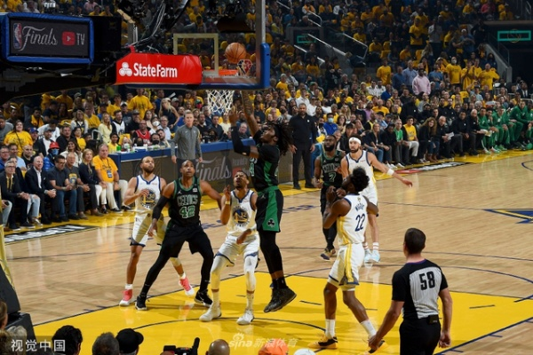 NBA焦点战:勇士对决凯尔特人,谁将笑到? NBA焦点战:勇士对决凯尔特人,谁将笑到?