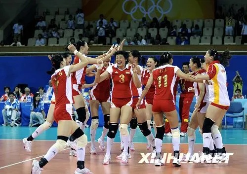 红粉军团:揭秘中国女排背后的青春力量与荣耀传承 红粉军团:揭秘中国女排背后的青春力量与荣耀传承