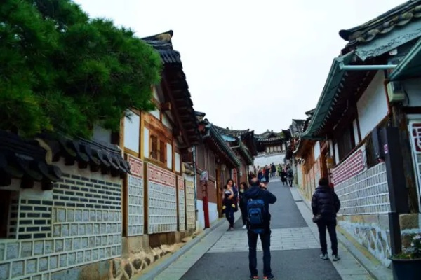 首尔游记:我在韩国首都的奇妙冒险 首尔游记:我在韩国首都的奇妙冒险