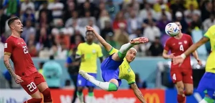 巴西世界杯与卡塔尔世界杯的比分对比:激情与变革的足球盛宴 巴西世界杯与卡塔尔世界杯的比分对比:激情与变革的足球盛宴