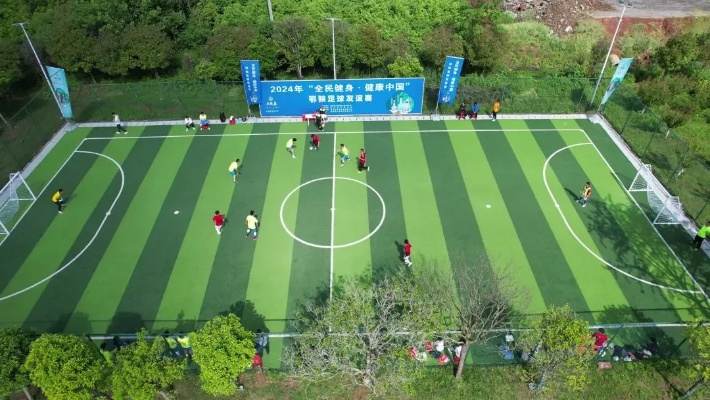 走过足球圣地:我在激情与荣耀中感受灵魂的震颤 走过足球圣地:我在激情与荣耀中感受灵魂的震颤