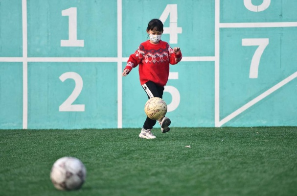 “世界杯英文儿歌”:用音乐点燃孩子对足球的热情 “世界杯英文儿歌”:用音乐点燃孩子对足球的热情