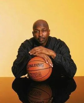 从NBA到人生下半场:雷蒙德·费尔顿的真诚告白 从NBA到人生下半场:雷蒙德·费尔顿的真诚告白