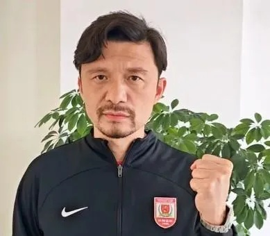 长春谢晖:从平凡到非凡的励志人生故事 长春谢晖:从平凡到非凡的励志人生故事