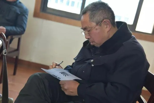 陈乃温:一个普通人的非凡坚守,让我重新相信善良的力量 陈乃温:一个普通人的非凡坚守,让我重新相信善良的力量