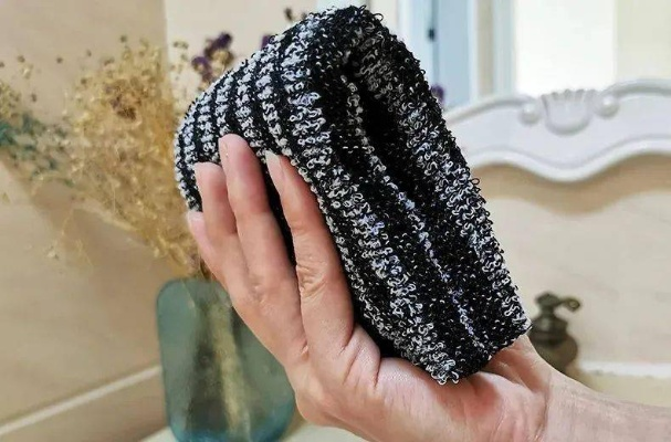 古法搓澡巾传承之作:匠心复刻经典款手表 匠人 摊主 匠心精神 手表 手表资讯 第1张 古法搓澡巾传承之作:匠心复刻经典款手表 匠人 摊主 匠心精神 手表 手表资讯 第1张