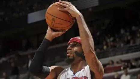 艾尔哈灵顿:从NBA球星到人生赢家,我的故事比你想象的更精彩 艾尔哈灵顿:从NBA球星到人生赢家,我的故事比你想象的更精彩