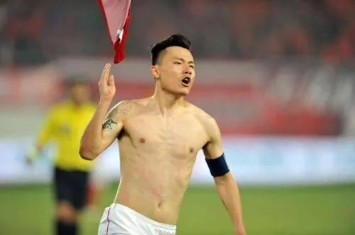 郜林:从绿茵传奇到人生赢家,他的故事为何如此动人? 郜林:从绿茵传奇到人生赢家,他的故事为何如此动人?