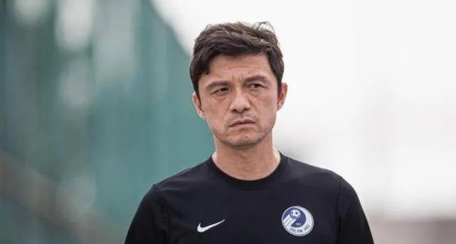 谢晖:从足球名将到教练的华丽转身,他的故事激励无数年轻人 谢晖:从足球名将到教练的华丽转身,他的故事激励无数年轻人