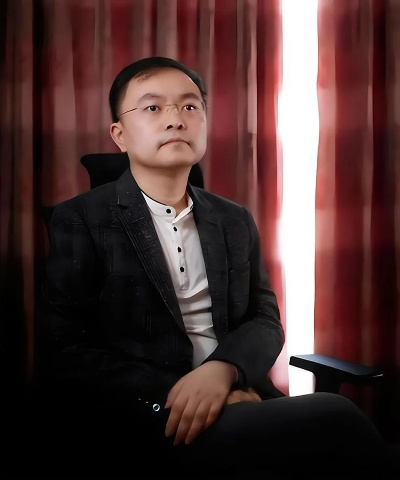 贺宇:一位卓越领导者的成长历程与深远影响 贺宇:一位卓越领导者的成长历程与深远影响