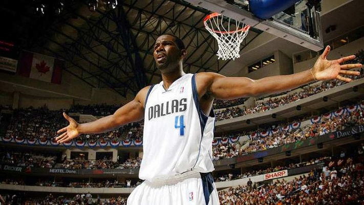 迈克尔芬利:从NBA传奇到人生赢家的华丽转身 迈克尔芬利:从NBA传奇到人生赢家的华丽转身